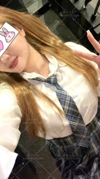 🫐【A797 157cm.Fcup.21歲 】 外表是性感辣妹，私底下卻像隻黏人的小貓咪。