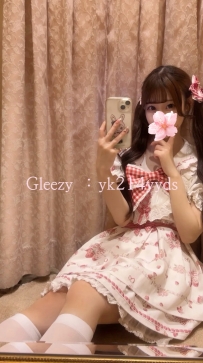 🌷『 小凜 150cm.Ccup.24歲 』· 小隻馬蘿莉系，外表清純內心火辣🔥 · 初次兼職的小